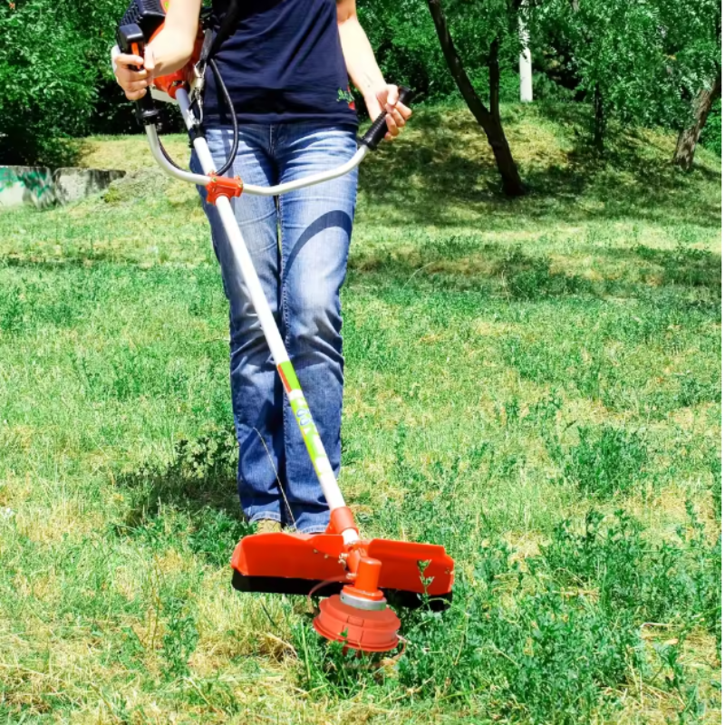 GrassRazor – Power Through Weeds with Ease