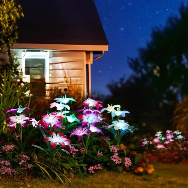 SolarBlossom - Magical garden light with flower design