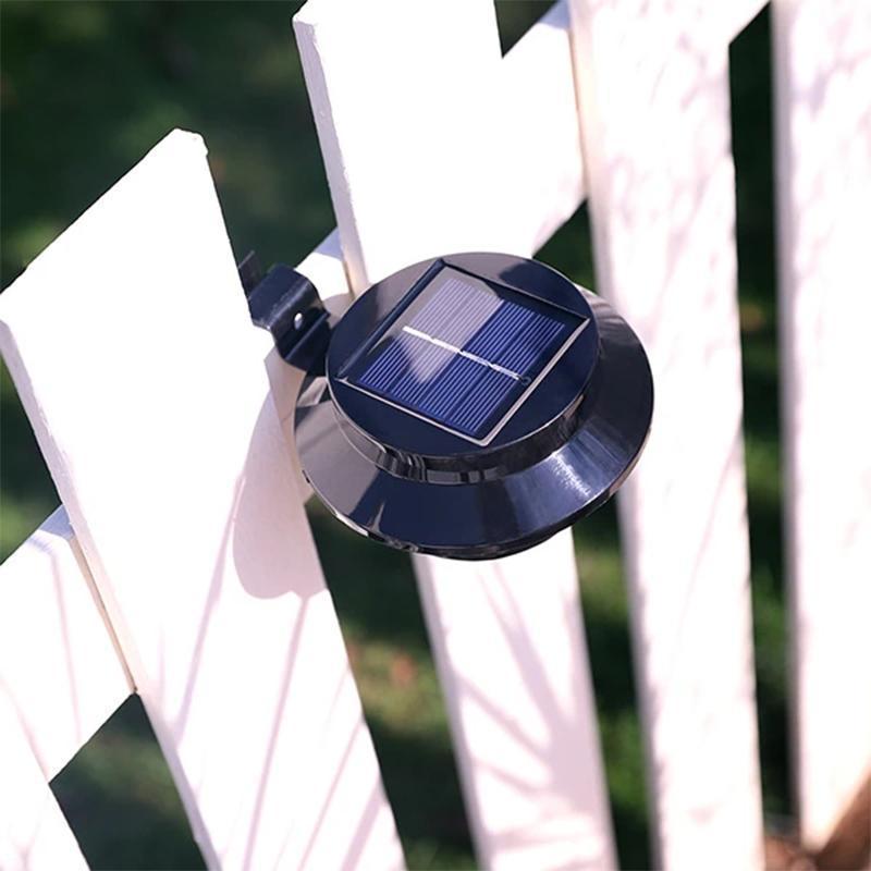 LumeEdge - Solar-powered gutter light