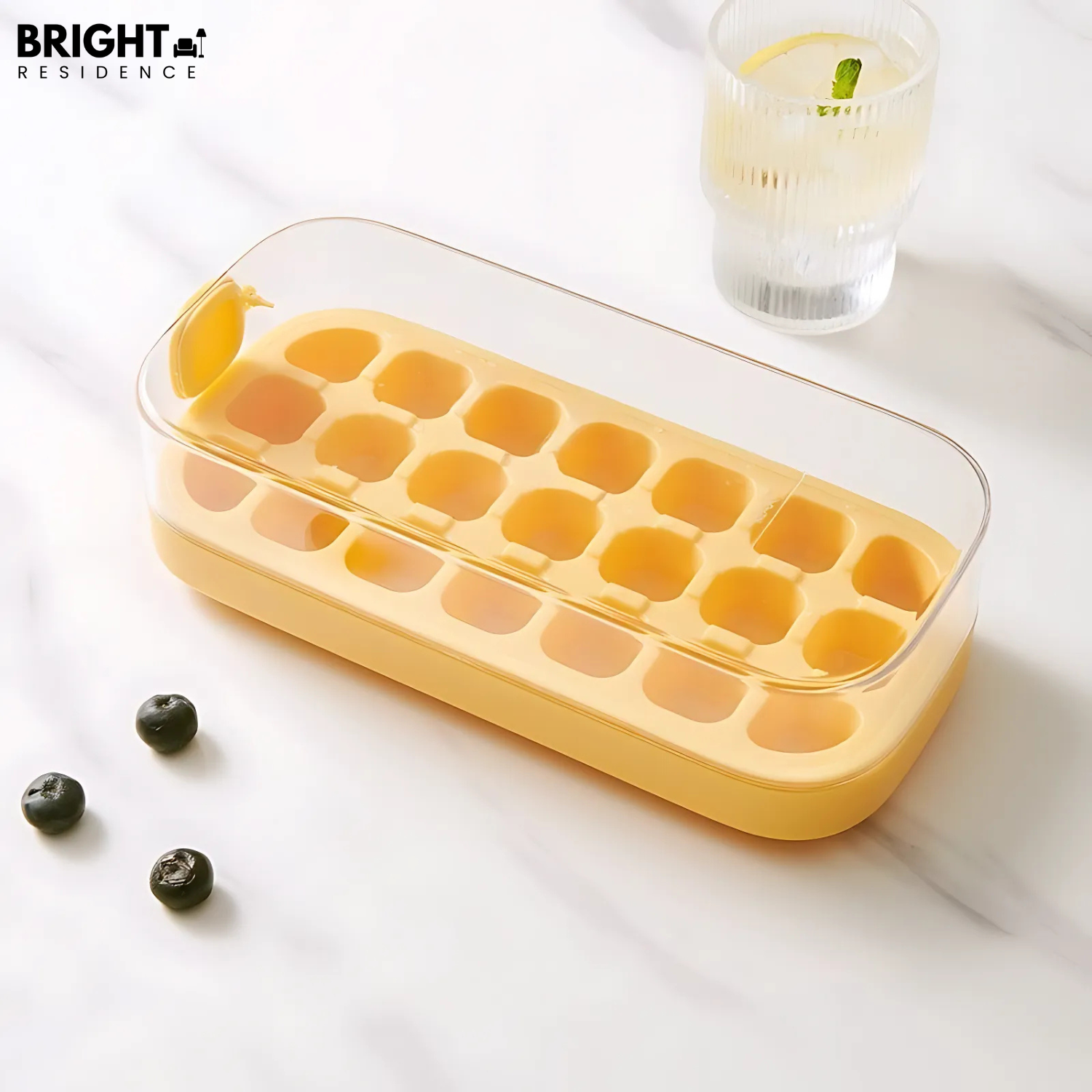 EasyCube – Effortless Ice Cubes at the Push of a Button!