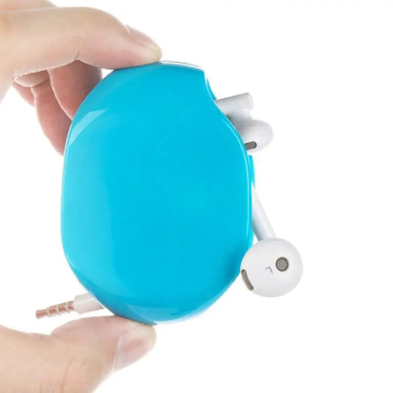 1+1 FREE | CordSnap – Tangle-Free Cables in an Instant!