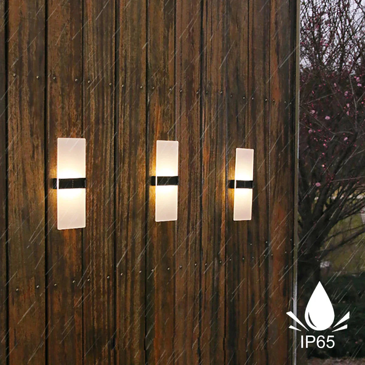 EcoLuma - Solar-powered LED wall light for stylish outdoor lighting