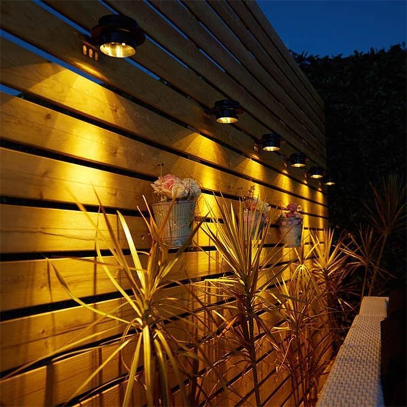 LumeEdge - Solar-powered gutter light