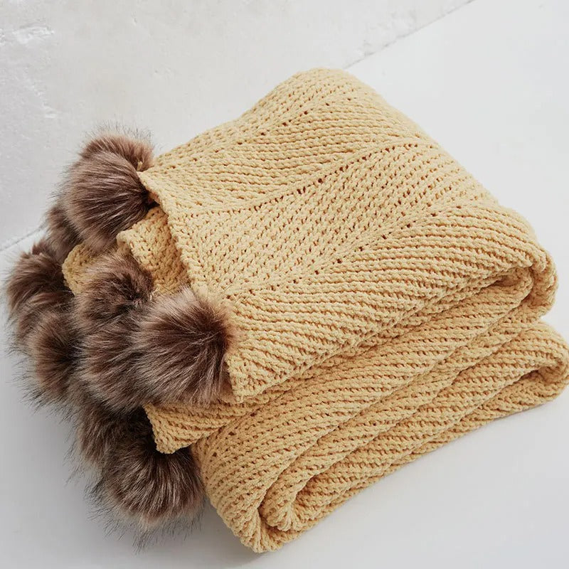 CozyPom – Stylish Cozy Comfort for Your Home!