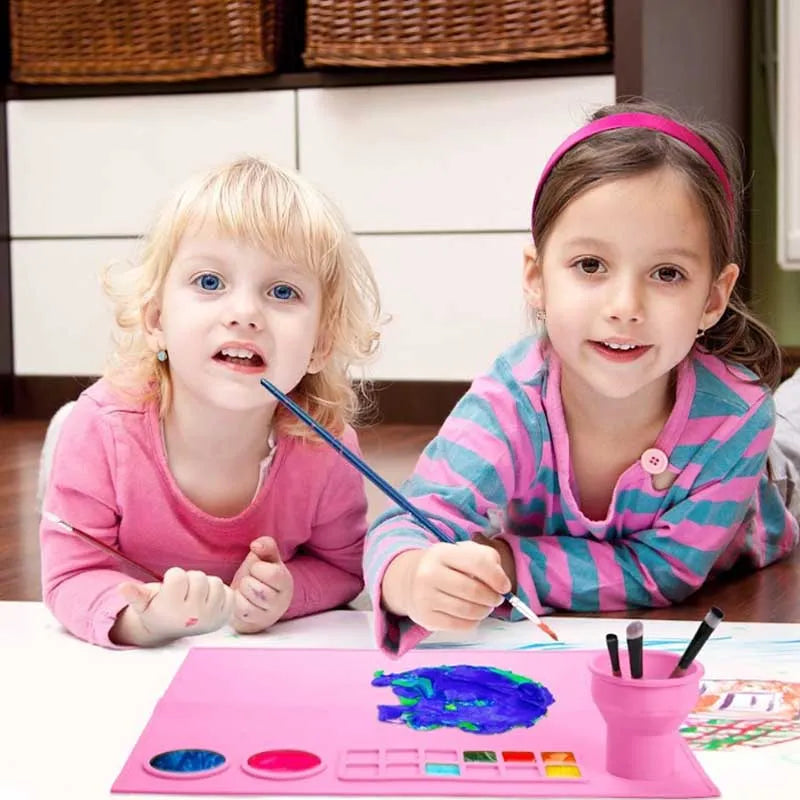ArtMat - order, color and creativity in one mat