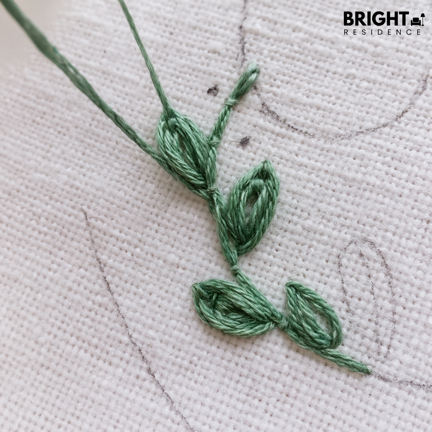 StitchBloom – Flower Embroidery for Relaxation & Beautification!