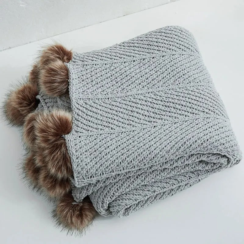 CozyPom – Stylish Cozy Comfort for Your Home!