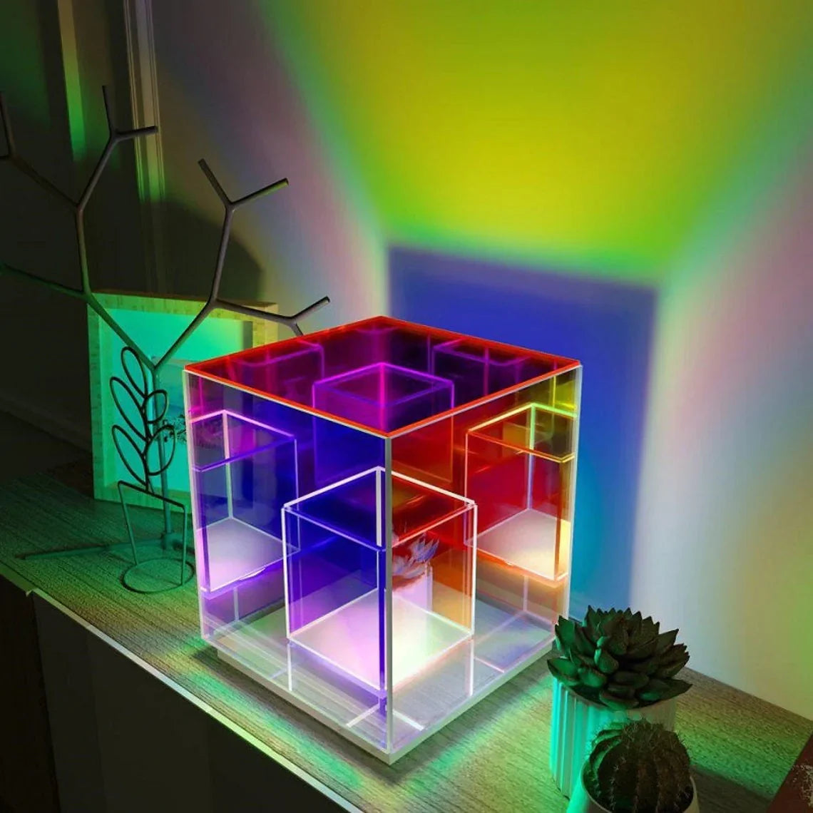 LuminoraCube – Your Room Becomes a Futuristic Gallery!