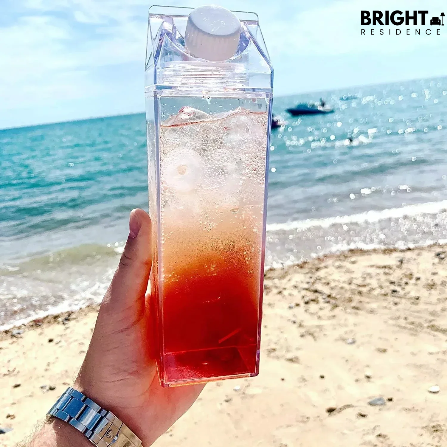 HydraBox™ - The stylish water bottle for on the go!
