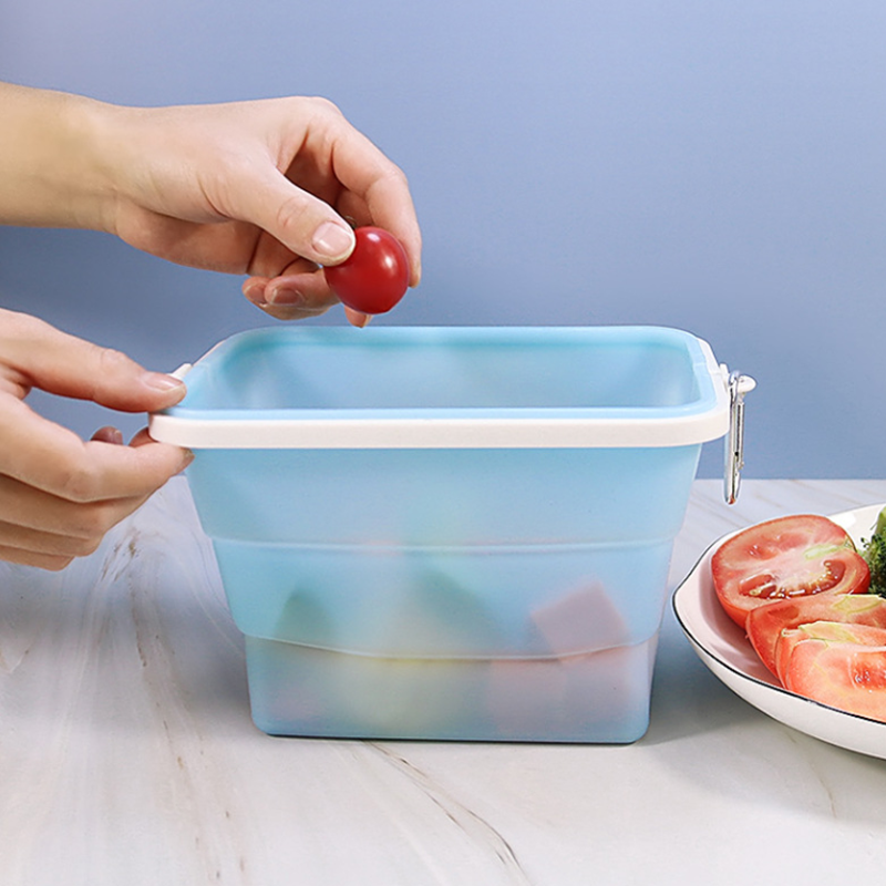 1+1 FREE | StackiSeal - Collapsible silicone food storage box