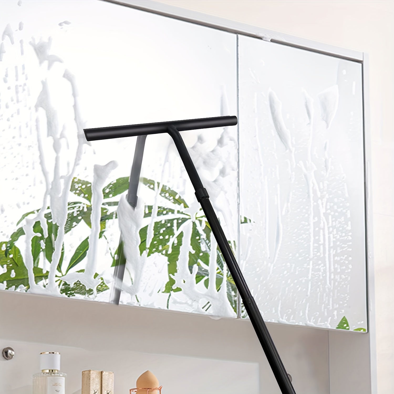 GlanzFlex – Effortless Cleaning for a Streak-Free Shine