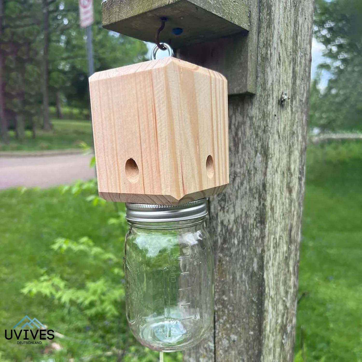 WoodGuard – Chemical-Free Carpenter Bee Trap for Wooden Surfaces