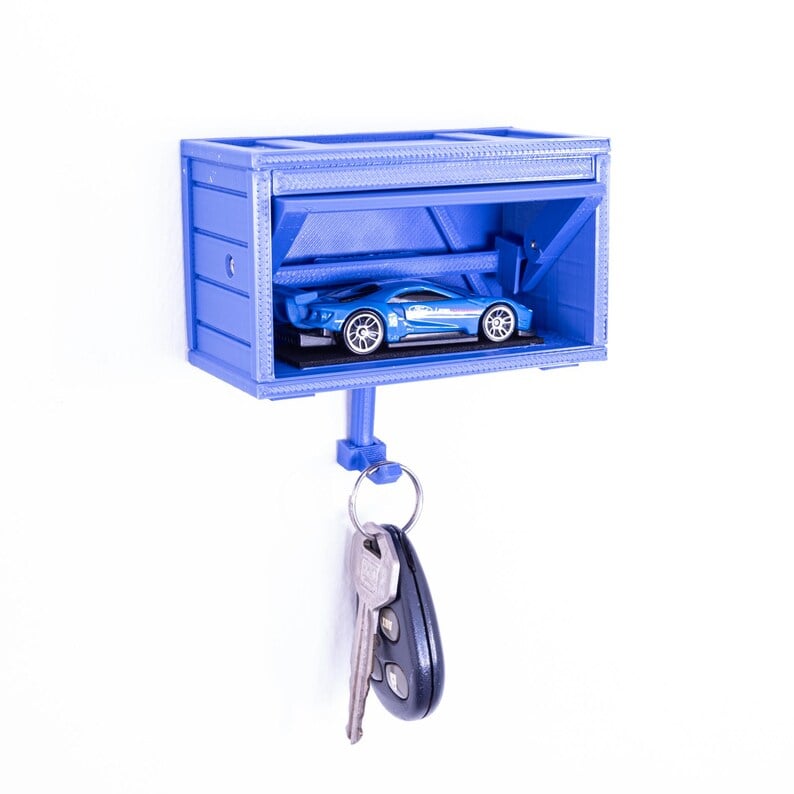 KeySwing – The Stylish, Moving Key Holder for Modern Homes