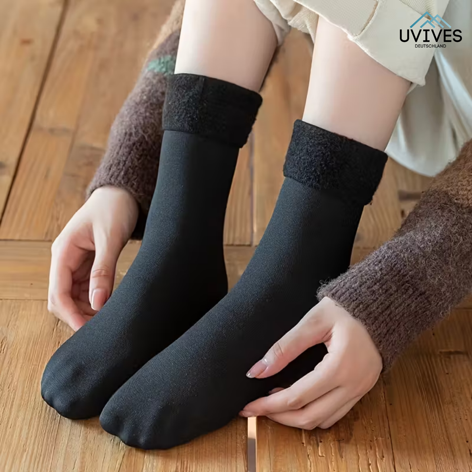 4+4 FREE | CozyFeet – Socks That Really Keep You Warm