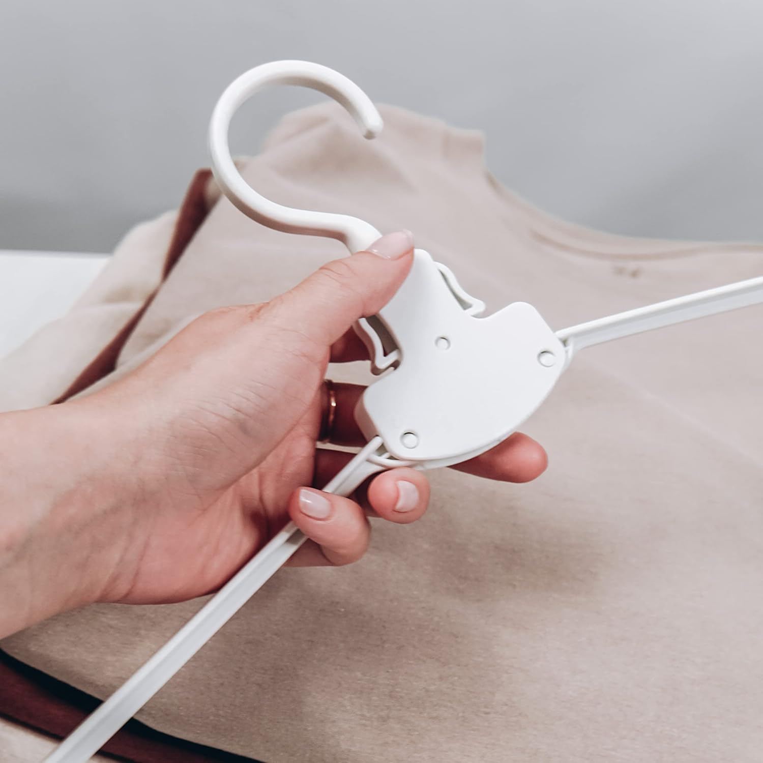 ClothSaver - Foldable clothes hangers
