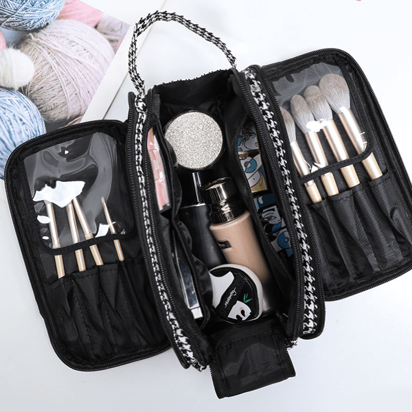 GlamGo – Premium Travel Cosmetic Organizer