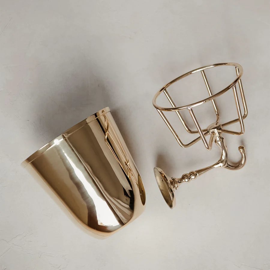 Holdify – Elegant Wall Vessel for Stylish Organization