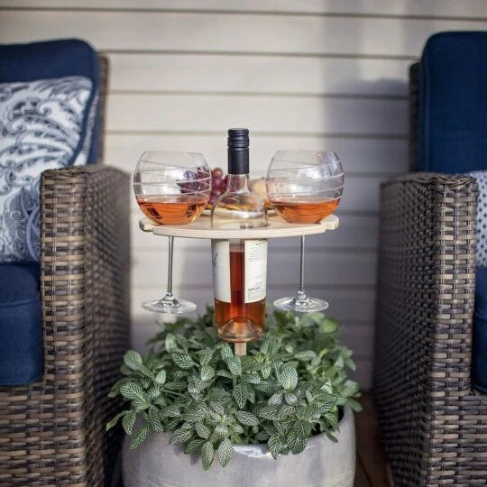 WineMate - your stylish companion for outdoor wine enjoyment
