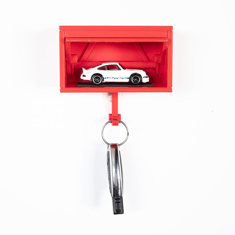 KeySwing – The Stylish, Moving Key Holder for Modern Homes