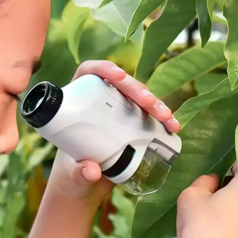 MicroQuest – Explore the Microscopic World with Your Smartphone