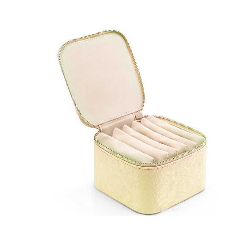 GlamCase – Your Jewelry, Safe & Stylish On the Go!
