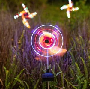 1+1 FREE | SpinGlow - Play of colors & movement for your garden at night
