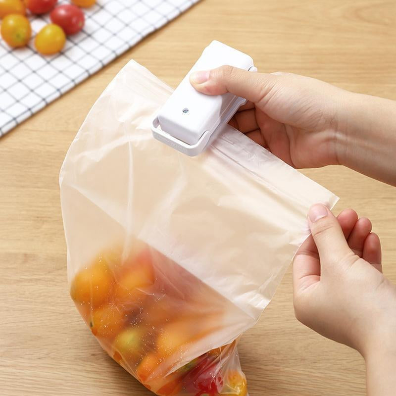 50% DISCOUNT | FreshSeal™ - Simply keep opened food fresh!