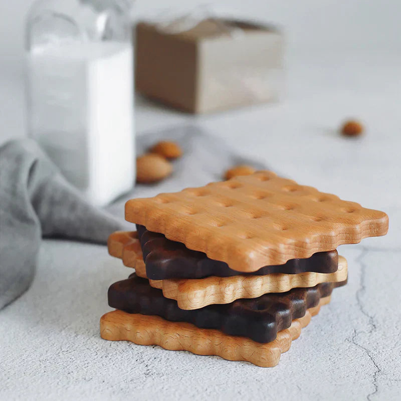 BiscWood™ - Stylish coasters in cookie design!