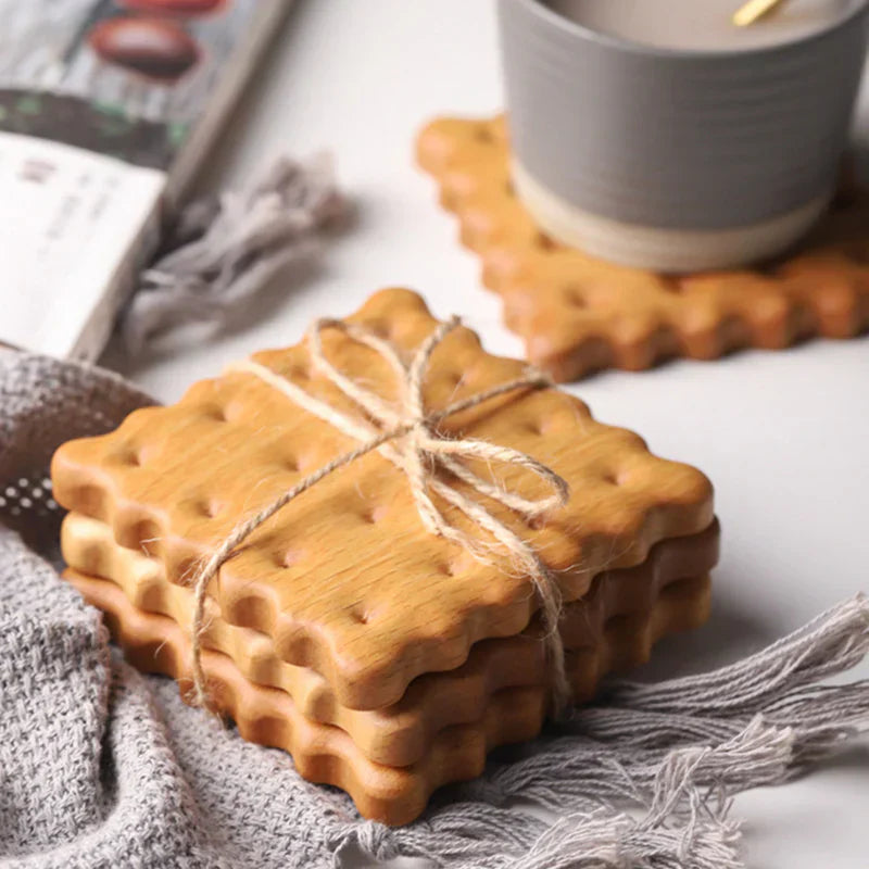 BiscWood™ - Stylish coasters in cookie design!