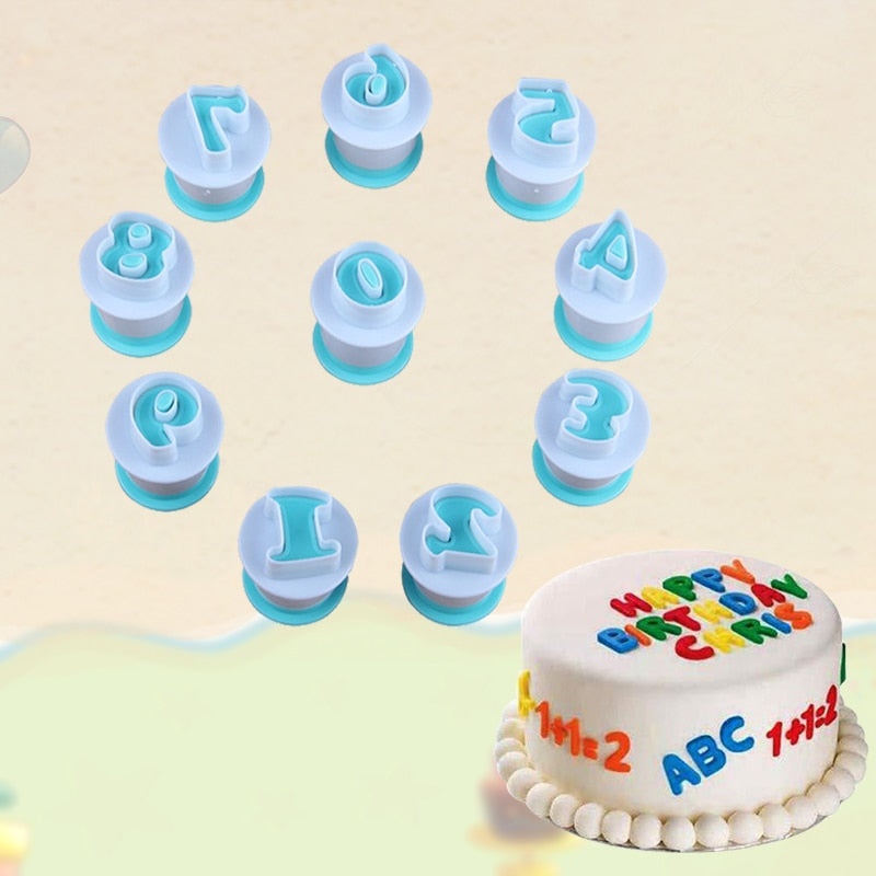 AlphaCut - 24-piece alphabet cutter set