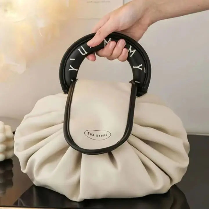 ChicNest – Organize Your Makeup in Style