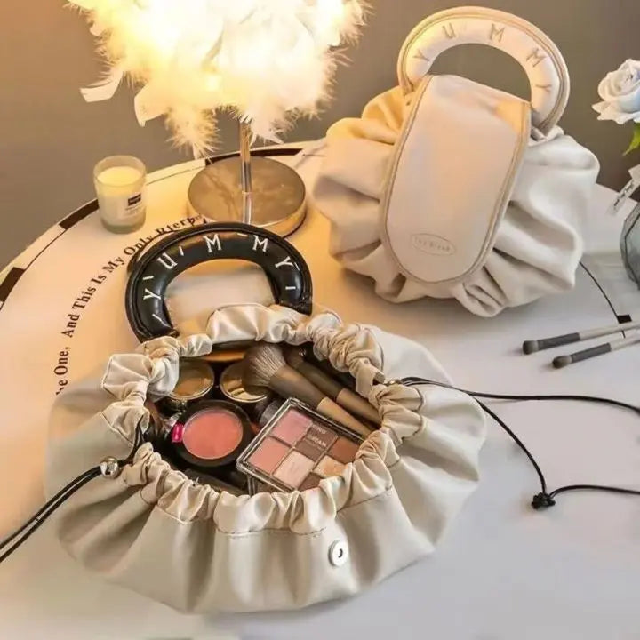 ChicNest – Organize Your Makeup in Style