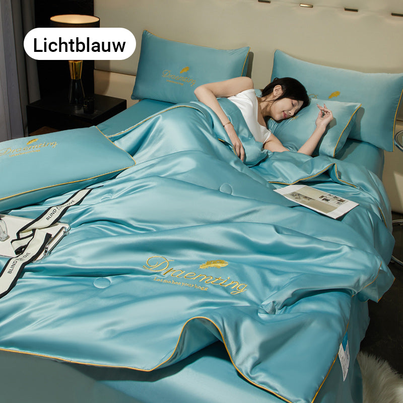 CoolBreeze – Ice Silk Cooling Duvet for Ultimate Sleep Comfort
