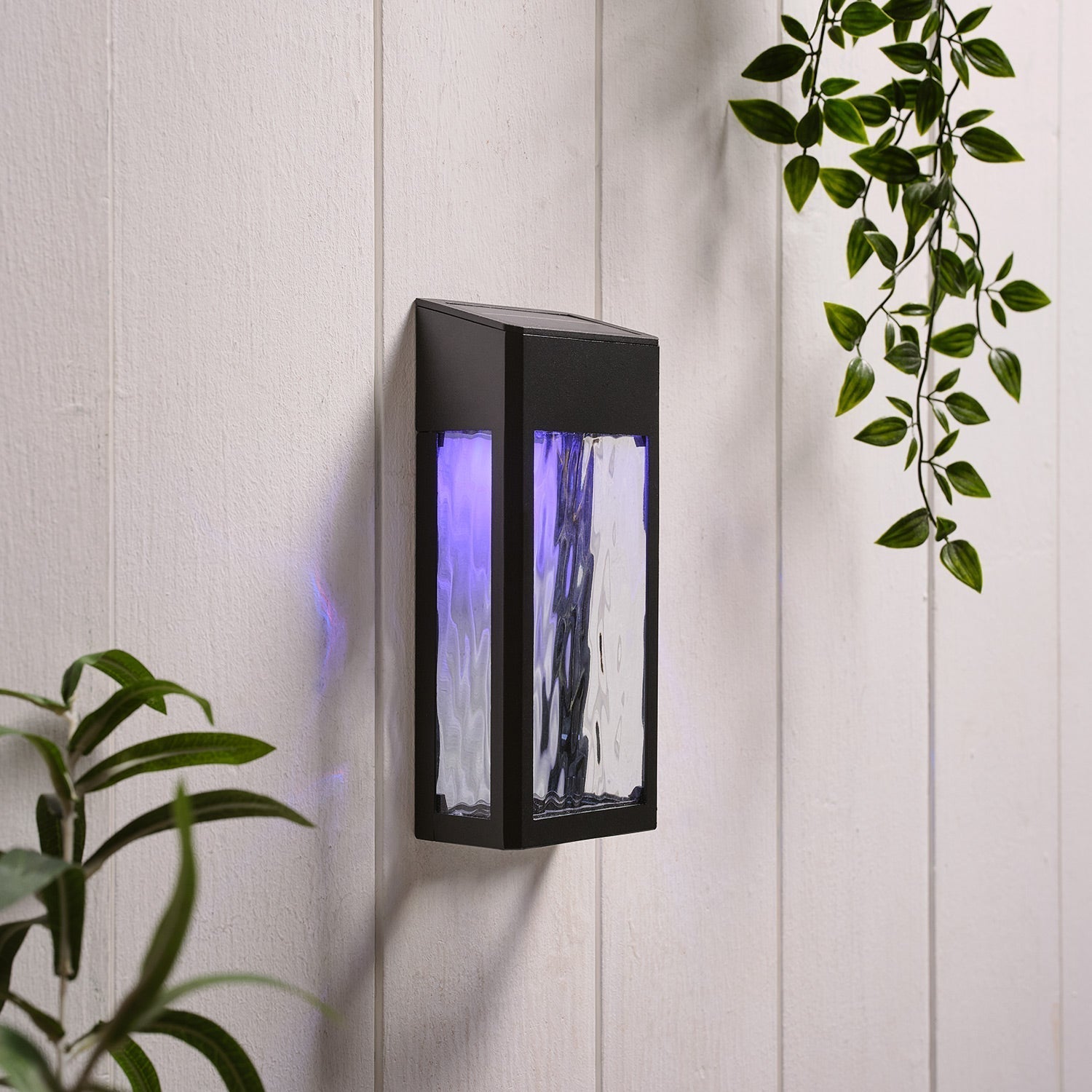 LumiGlow - Stylish solar wall light for your summer garden