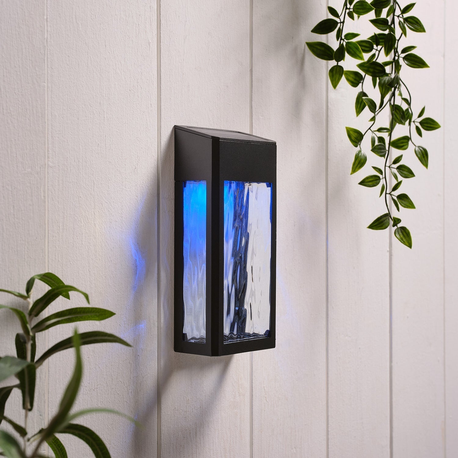 LumiGlow - Stylish solar wall light for your summer garden