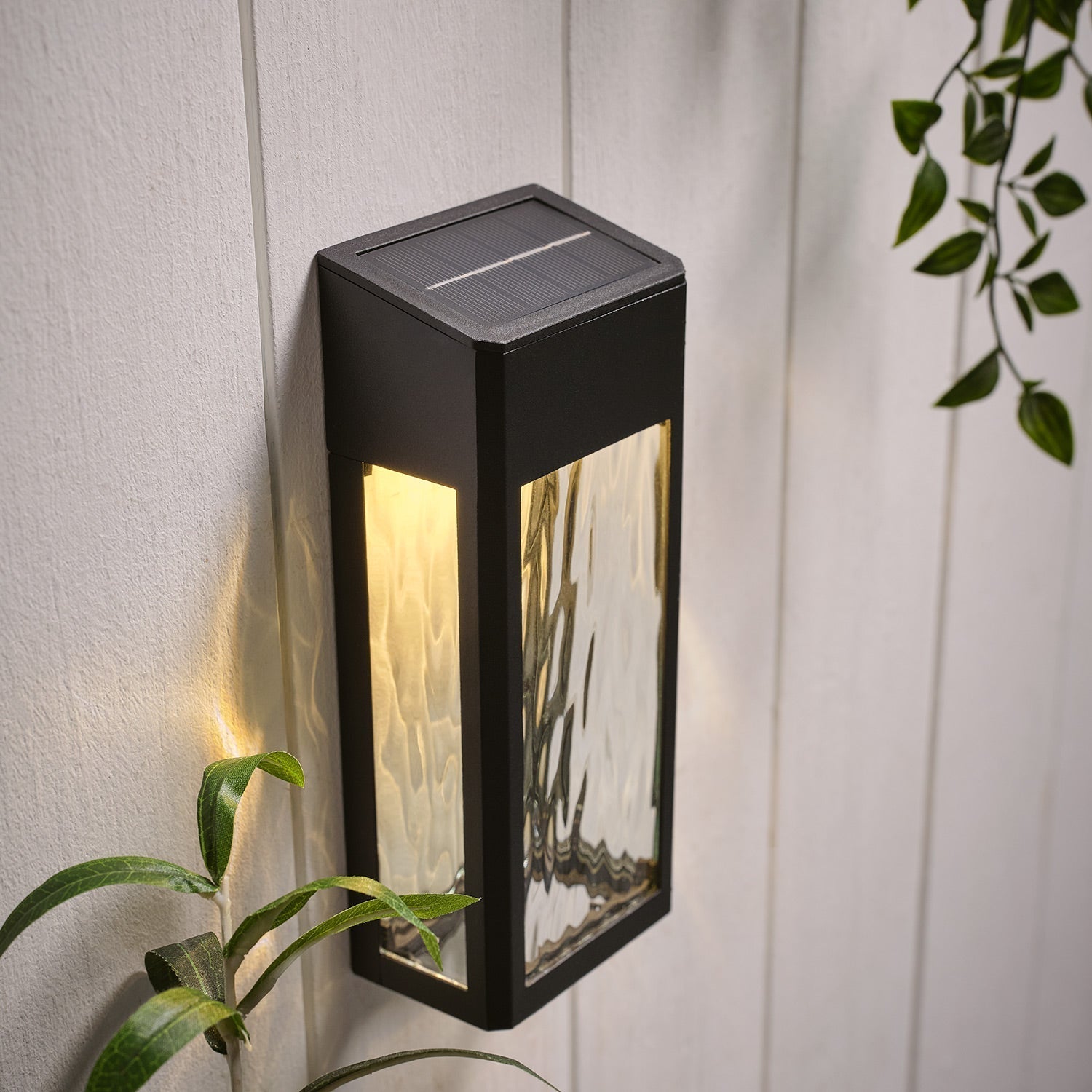 LumiGlow - Stylish solar wall light for your summer garden