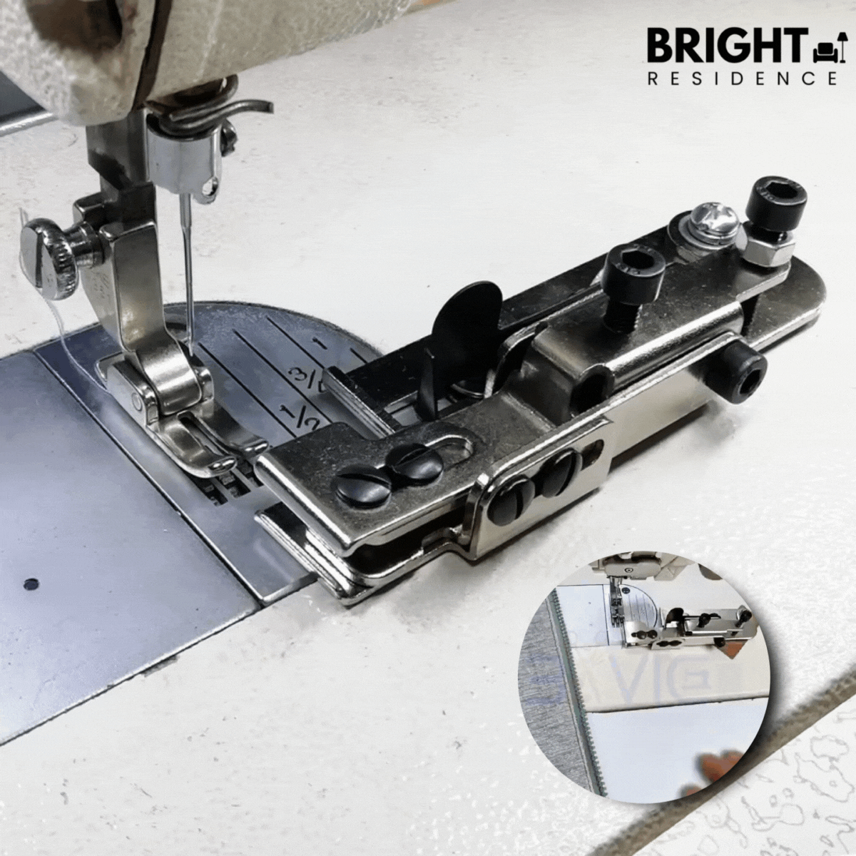 ZipFix™ - Zipper foot for positioning the stitch line