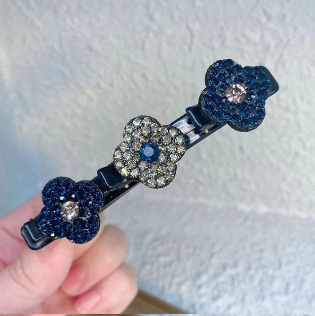 1+1 FREE | GlimmTwist – Effortless Style and Sparkle for Every Day!