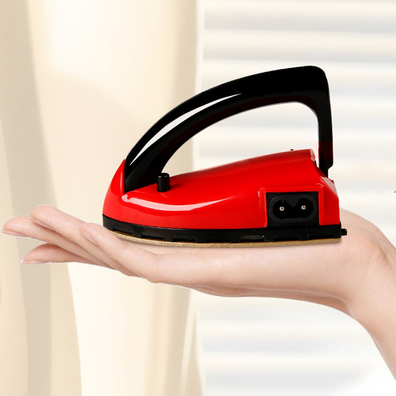 PressMate – Your Multifunctional Travel Iron!