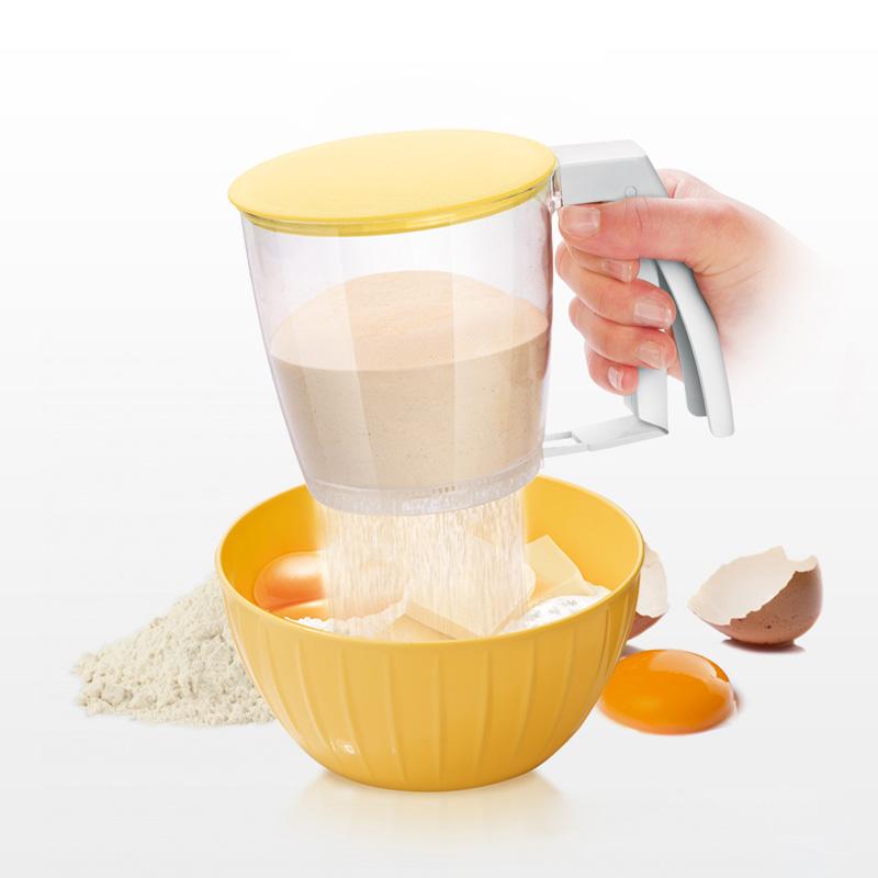 BakeEase – Perfectly Sifted Flour in Seconds!
