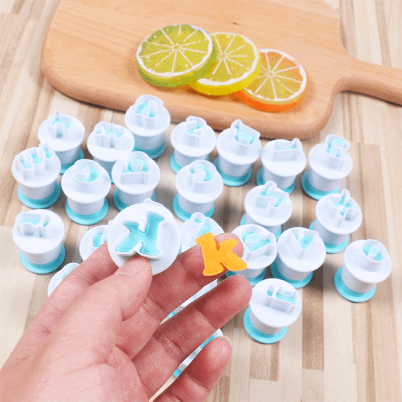 AlphaCut - 24-piece alphabet cutter set