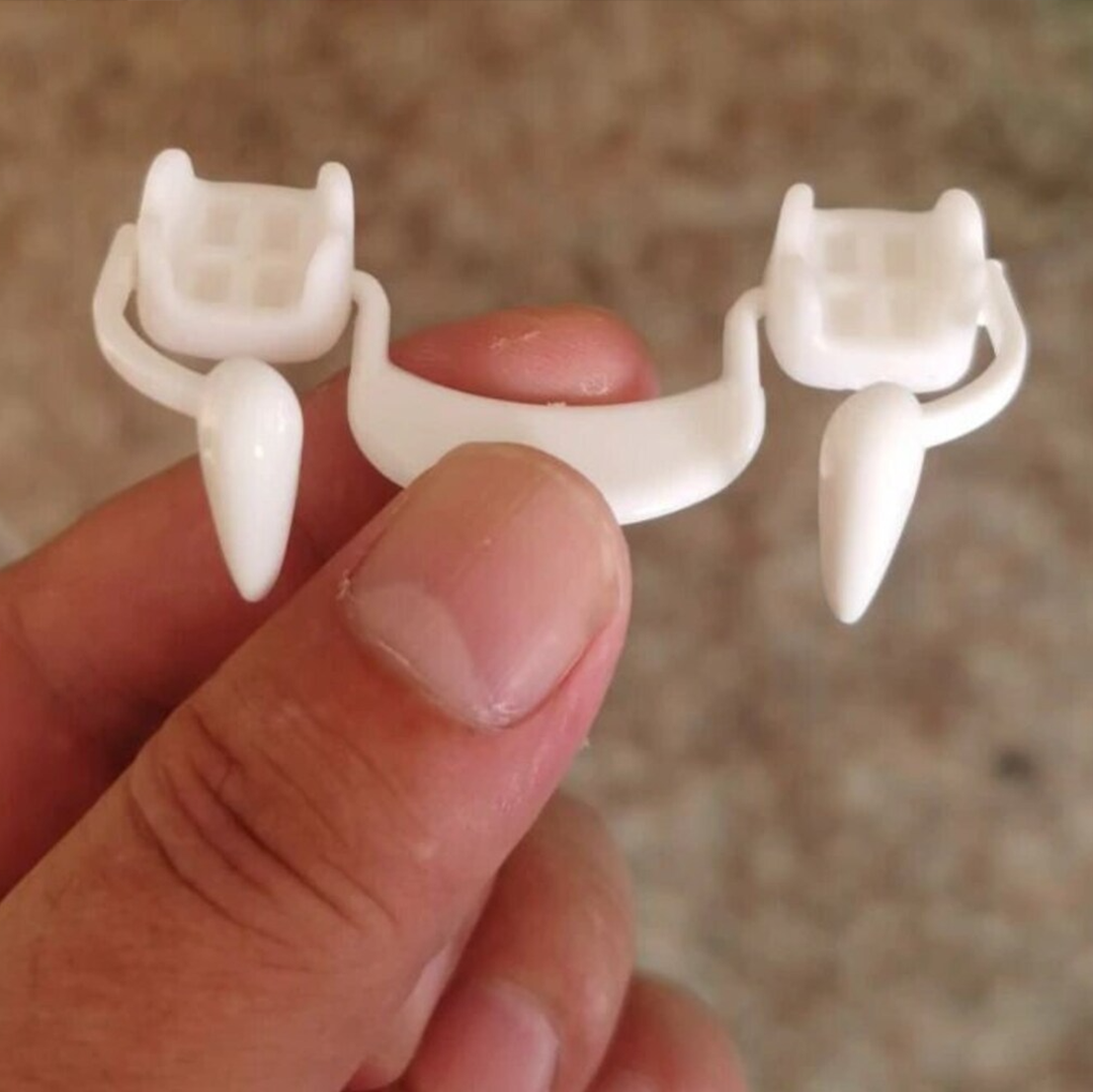 NightFangs – The most realistic vampire teeth for Halloween!
