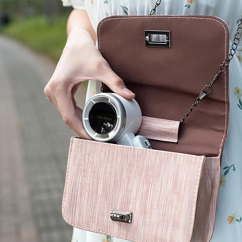 BreezeFlex – Turbo Cooling Fan for Ultimate Comfort Anywhere