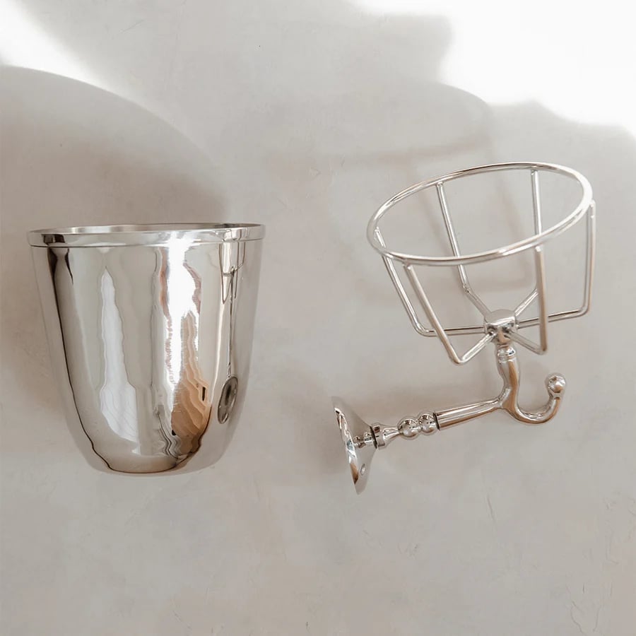 Holdify – Elegant Wall Vessel for Stylish Organization