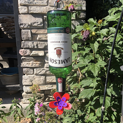 BloomSip – The Eco-Friendly Hummingbird Feeder
