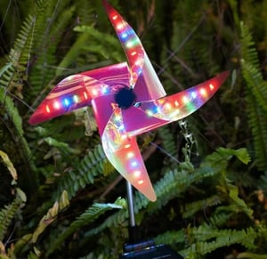 1+1 FREE | SpinGlow - Play of colors & movement for your garden at night