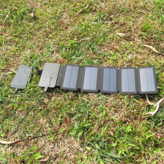 VoltFlex Pro – Solar Power On-The-Go for All Your Devices
