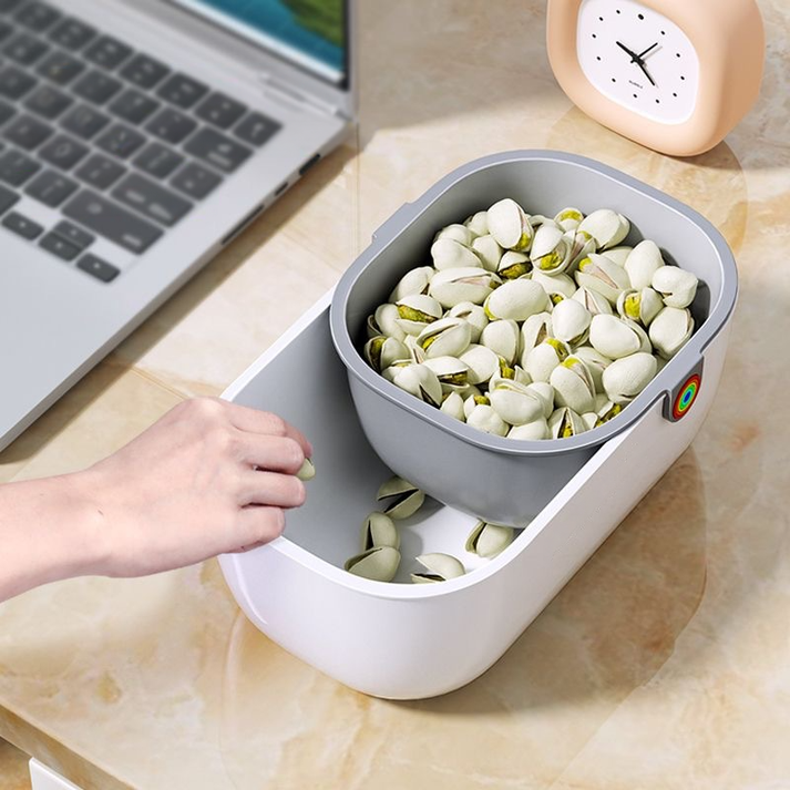 SnackShell – Stylish Snacking Without the Mess