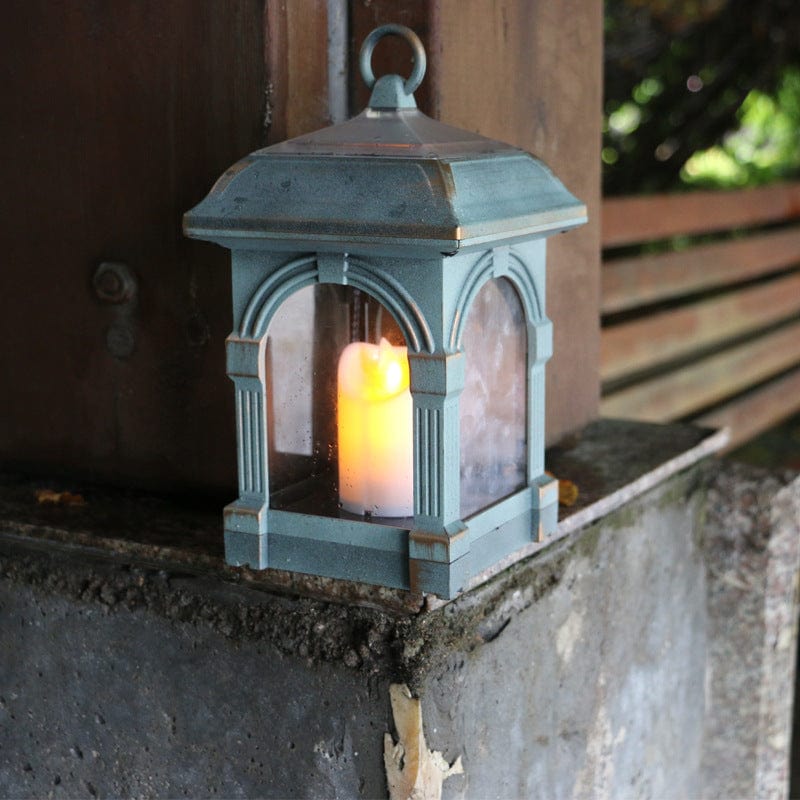 LumiVinta - vintage charm meets modern solar technology!