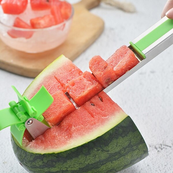 1+1 FREE | FreshCube - Perfect watermelon cubes in seconds